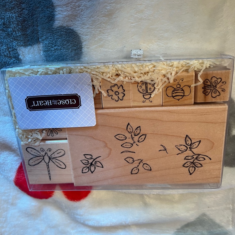 Rubber stamps in excellent condition